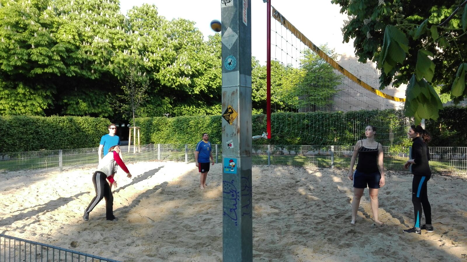 Read more about the article Beach Volleyball Training Sessions have started!
