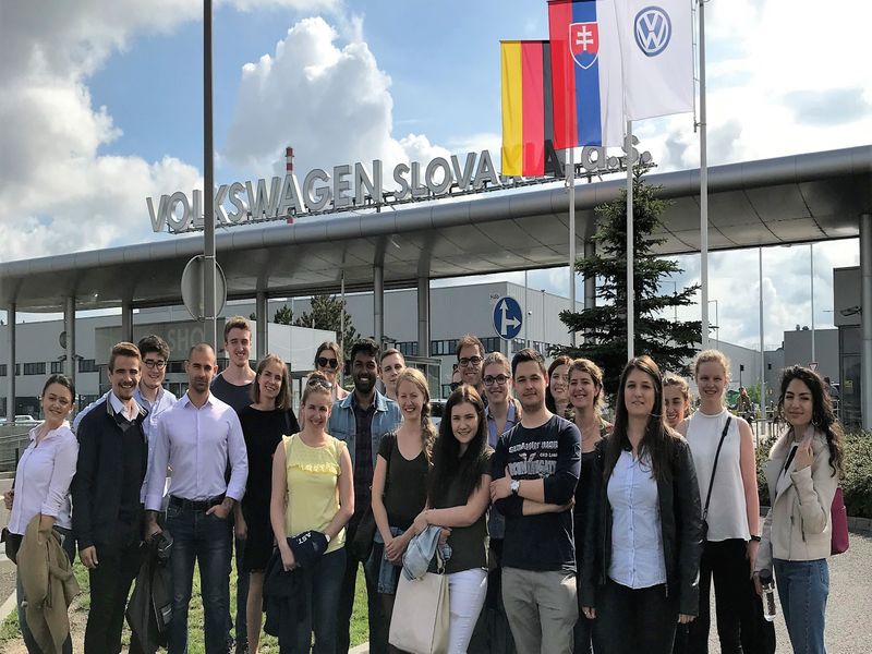 Read more about the article #SCMgoes VW Bratislava